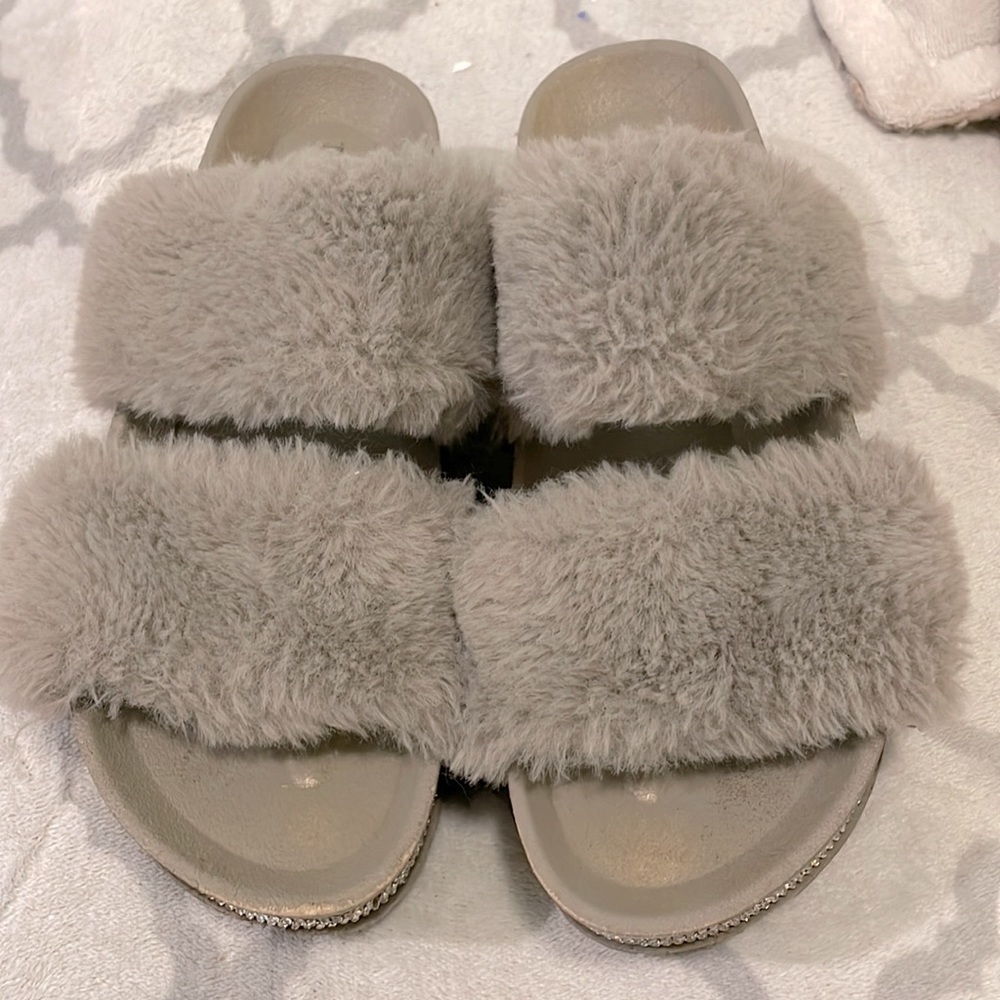 Grey size 6 top Moda platform slide